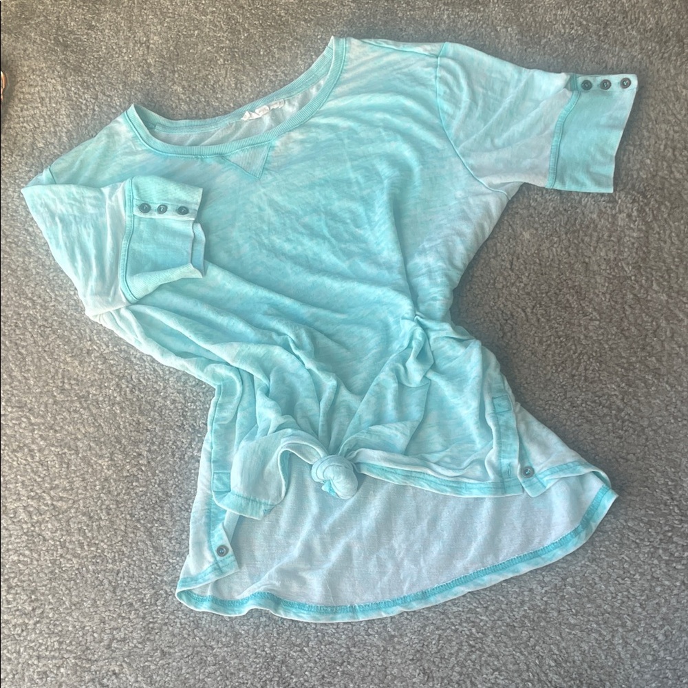 Jane + Delancey Aqua Top with Button  Quarter Sleeves XL